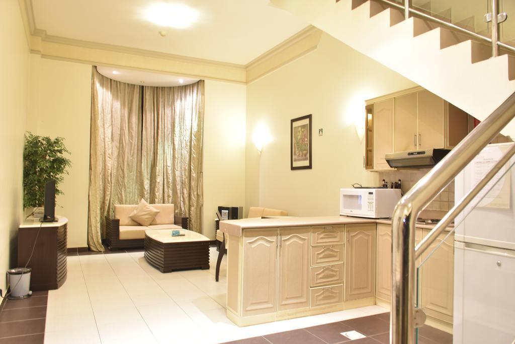 Al Tayyar Suites & Hotel Apartments - Riad Exterior foto